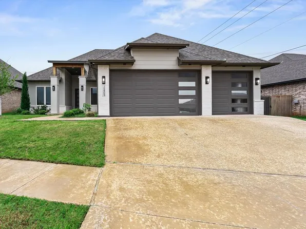15805 Capri Ln, Edmond, OK 73013