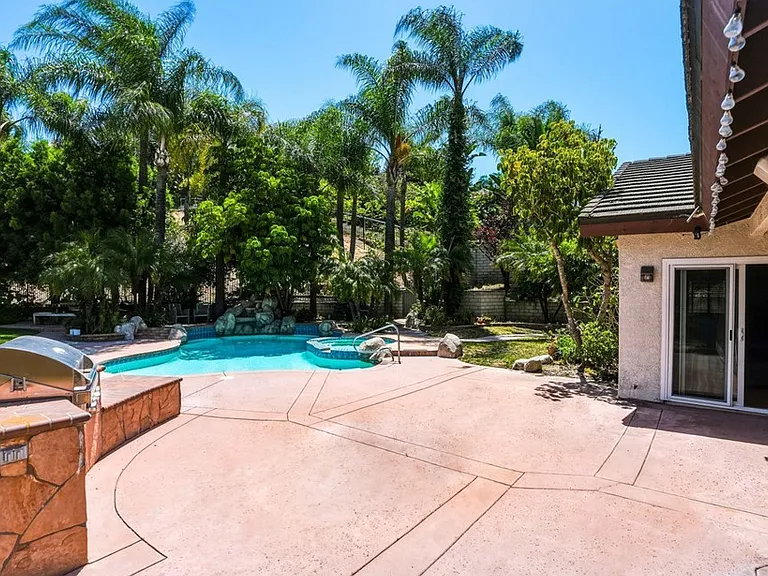 1023 Highlight Dr — Photo 29