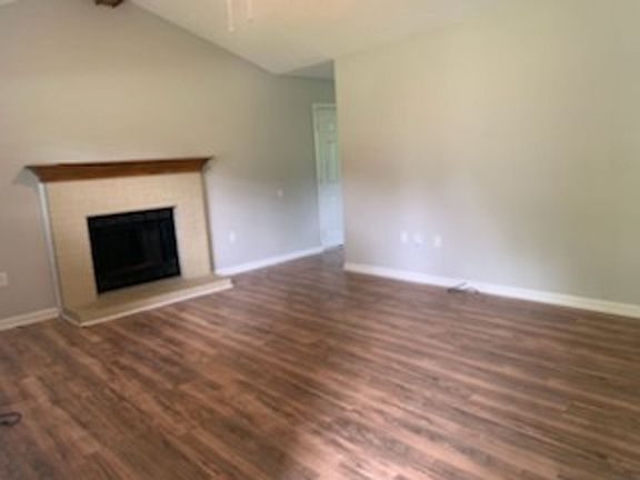 2nd image of 105 Gibbon Dr