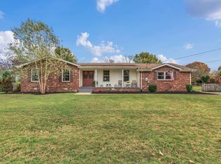 106 Trousdale Dr, Hendersonville, TN 37075