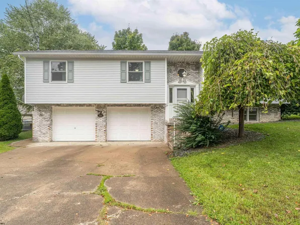 224 Aurora Dr, Morgantown, WV 26508