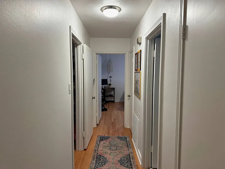 2412 Dartmouth St — Photo 14