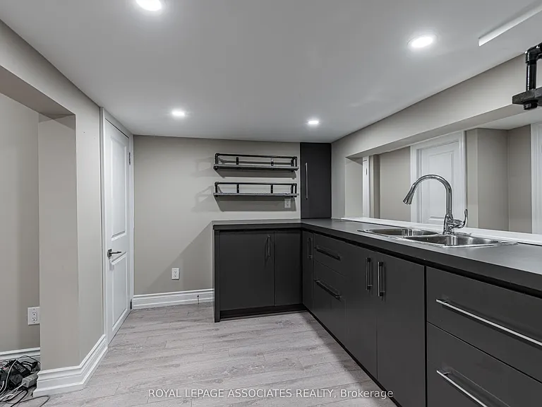 156 Maria Antonia Rd — Photo 36
