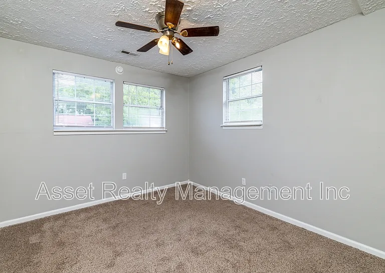 204 Wynn Ave #201 — Photo 14