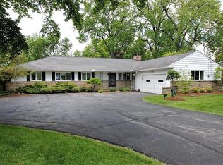 29575 S Woodland Rd, Pepper Pike, OH 44124