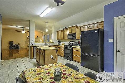 5th image of 2200 Del Mar Ct