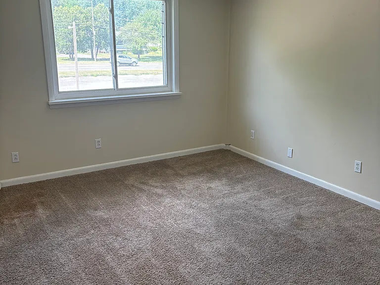 3240 Seneca Tpke #7 — Photo 9