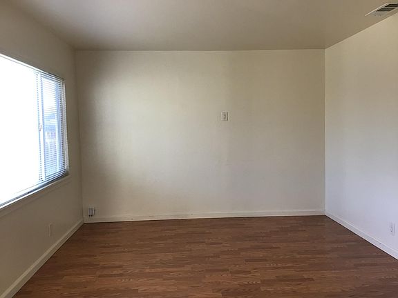 3rd image of 5200 Bradford Dr
