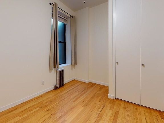 5th image of 303 E 76th St #1F