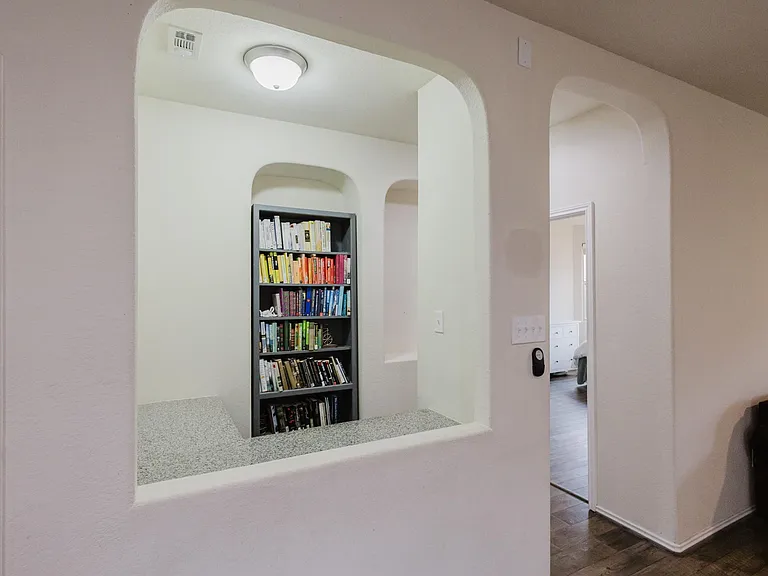 2526 Skybound — Photo 14