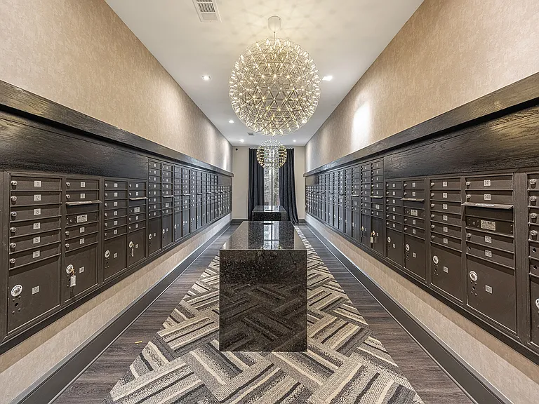 Venue Brookwood Apartments — Photo 35