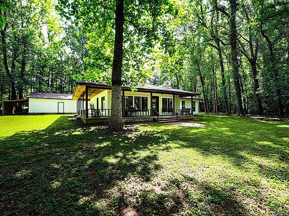 2nd image of 215 Lake Bend Shores Dr
