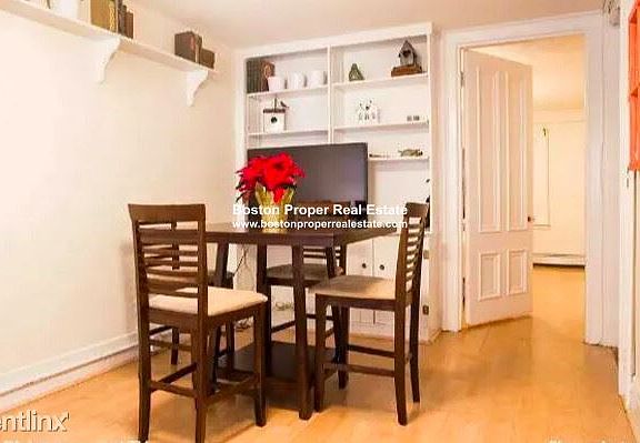 94 West Cedar St. #1 Boston - Beacon Hill Unit Photo 3