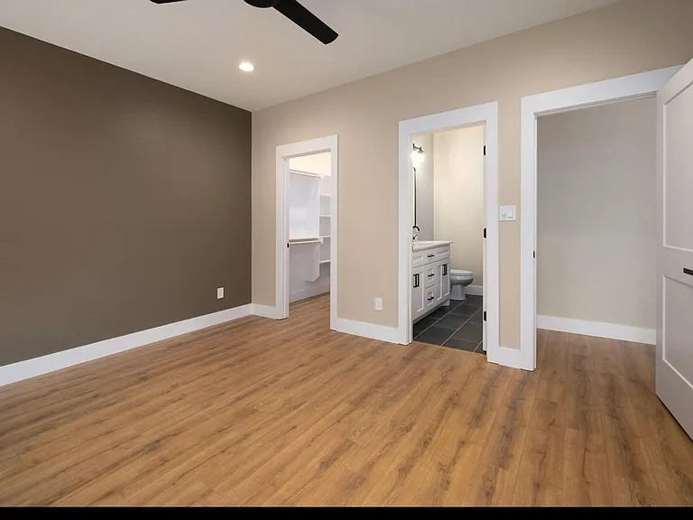 4808 Dry Creek Rd — Photo 16