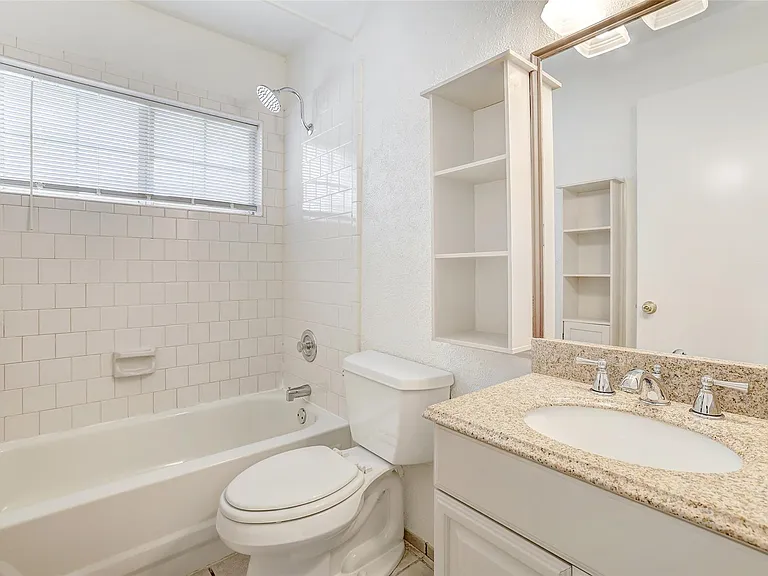 16304 Kicking Bird Dr — Photo 17