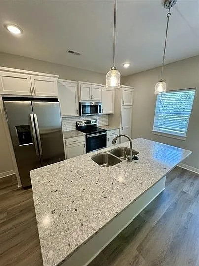 8679 Golden Ln — Photo 2