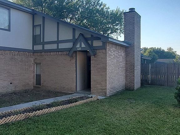 2nd image of 615 Northaire Dr #3