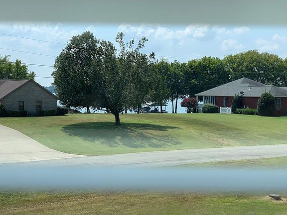 5th image of 580 Thornton Dr