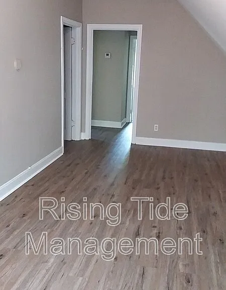 229 Pinewood Ave — Photo 18