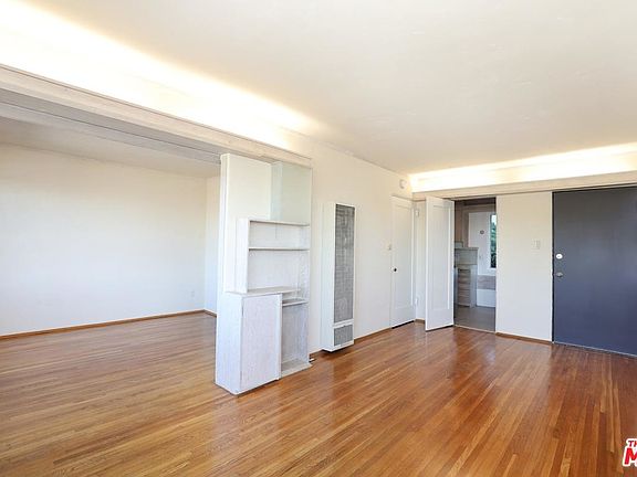 5th image of 1830 1/2 Lucile Ave