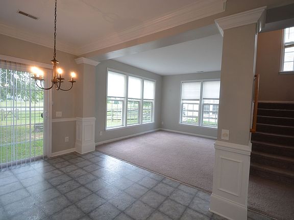 4th image of 33 W Sarazen Dr