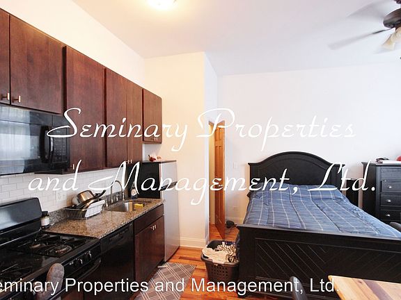 3rd image of 4504 N Paulina St APT 101