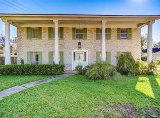 1003 Suwanee Ln, Houston, TX 77090