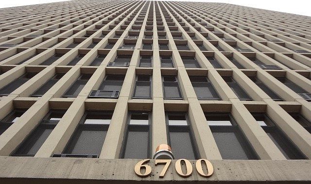 1st image of 6700 S South Shore Dr APT 17K