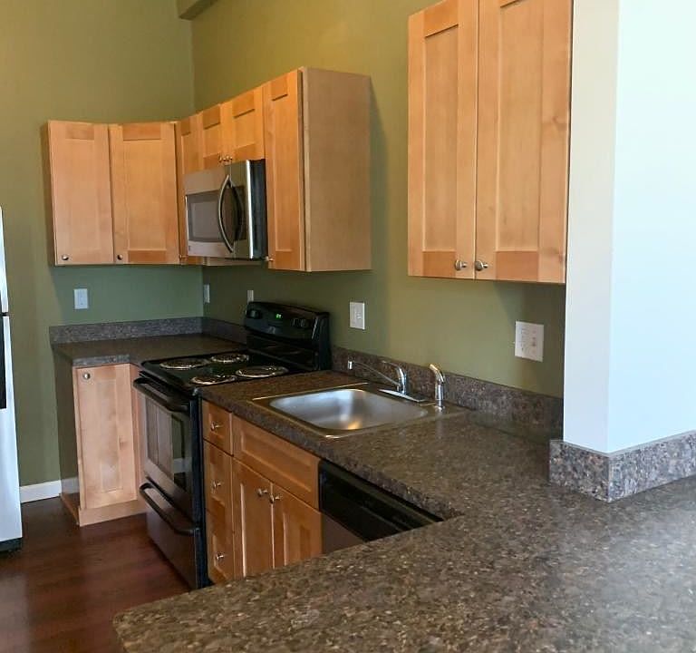 256 Bremen #201 Boston - East Boston Shared Unit Photo 1