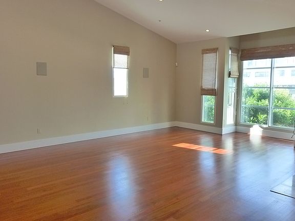 3rd image of 21 Stillman St APT 6