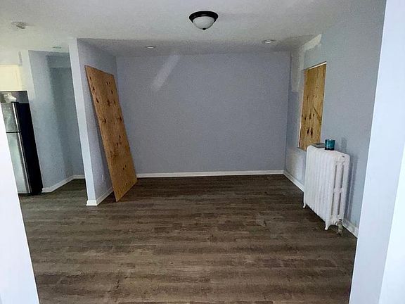 3rd image of 116 N Clayton St