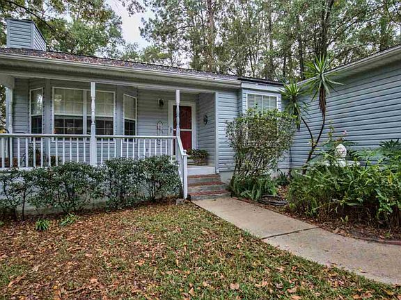 3rd image of 4897 Annette Dr