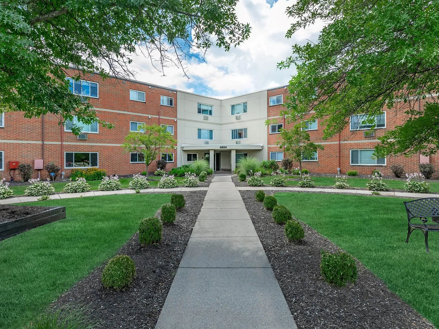 Norstar Apartments — Photo 1