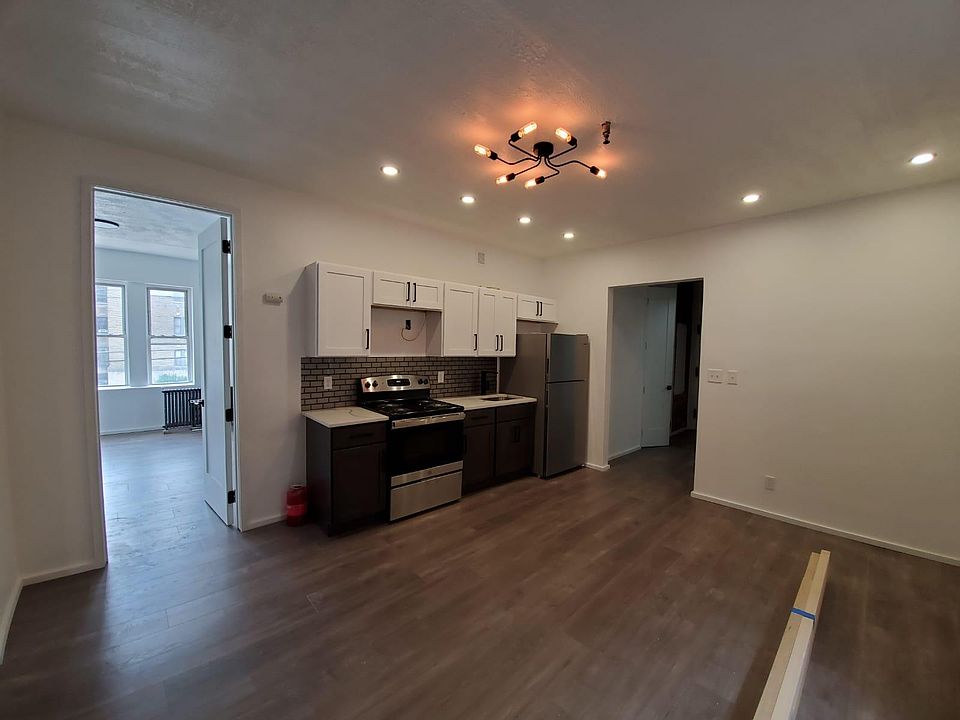 1st image of 418 Central Ave #201