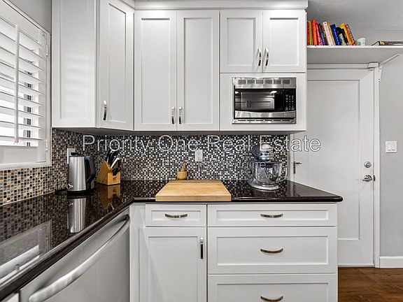 2nd image of 7354 Colony Rd
