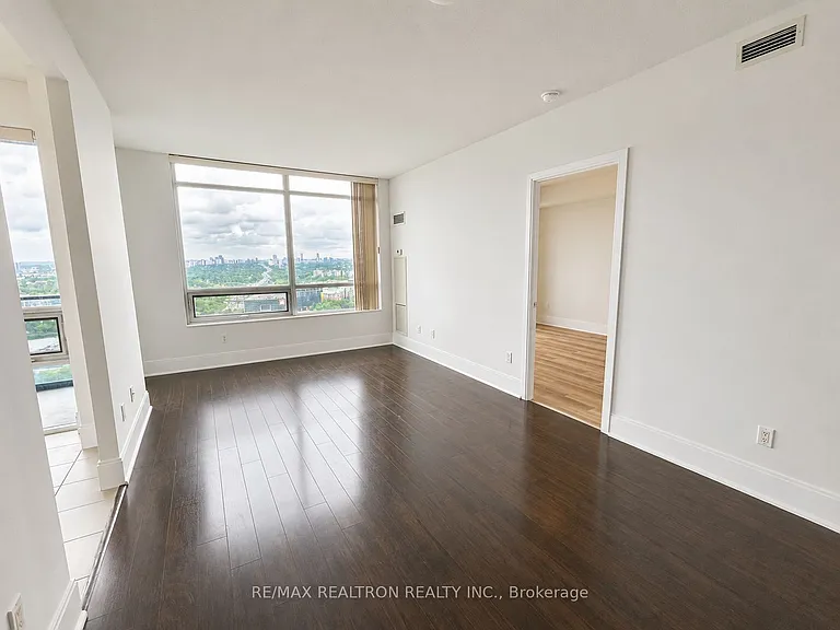 181 Wynford Dr #2907 — Photo 2
