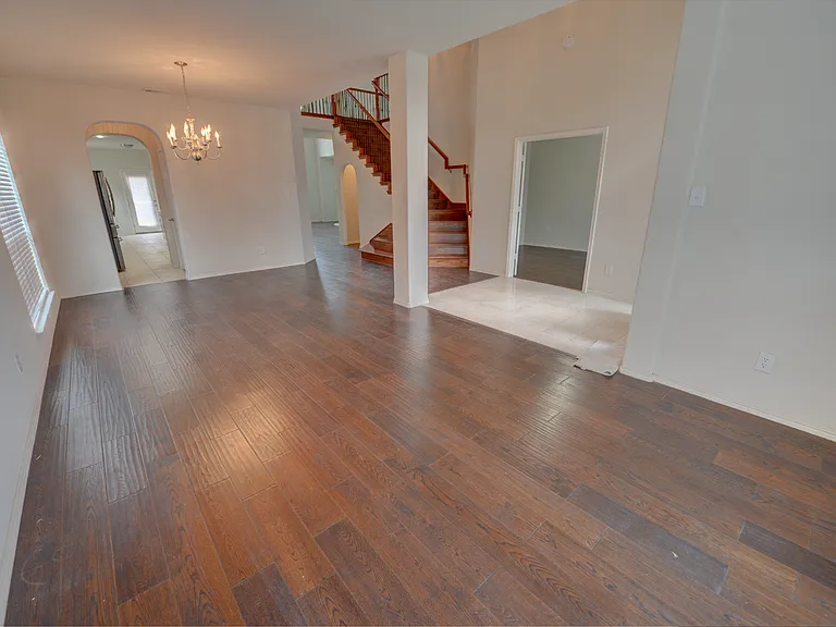 4005 Penny Royal Dr — Photo 3
