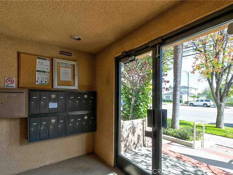 345 W Alameda Ave #104 — Photo 33