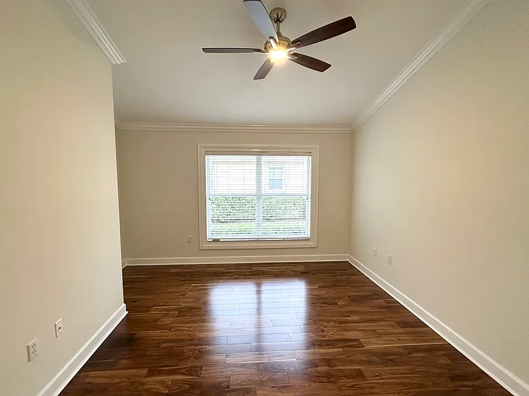 5935 Northridge Dr — Photo 10