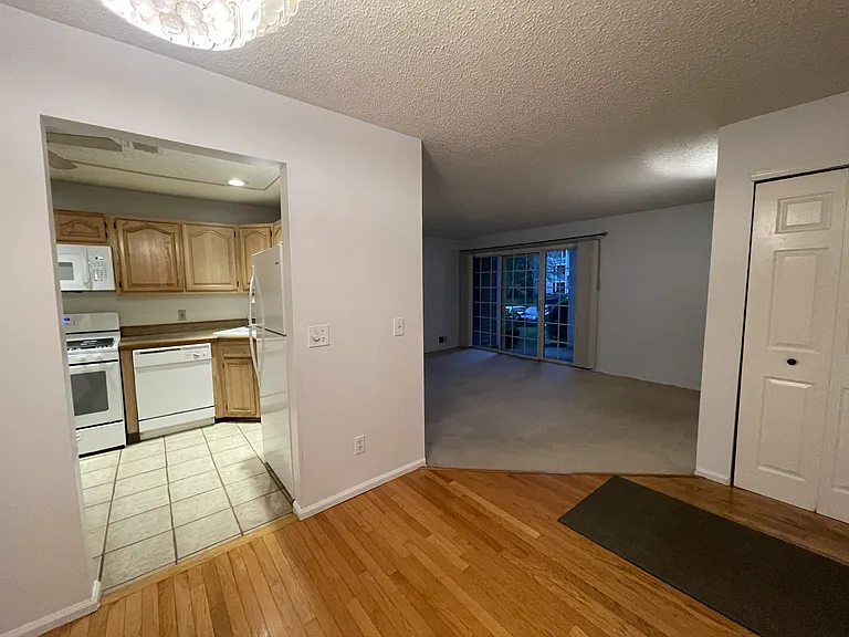 1138 Sycamore Ln — Photo 6
