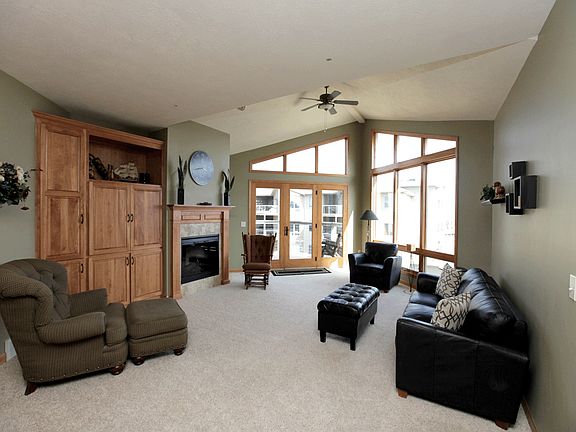 5th image of 435 240th Ave #400