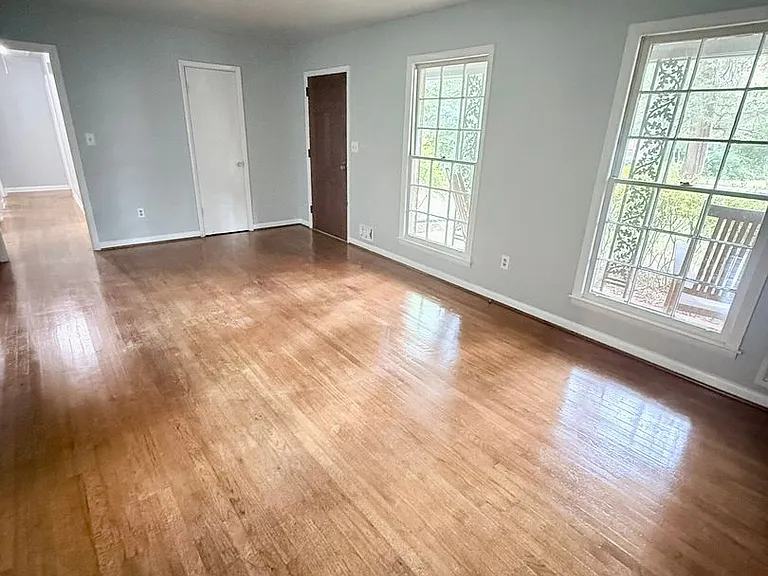 245 Milledge Hts — Photo 7