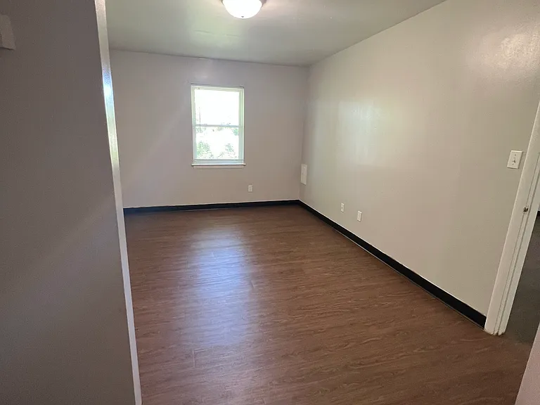 Mays Landing — Photo 19