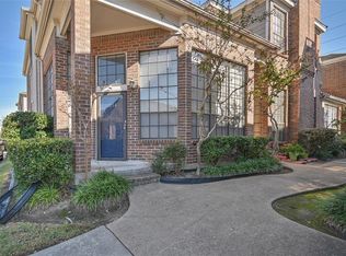 8888 Benning Dr APT 214, Houston, TX 77031