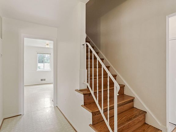 2nd image of 1011 N Pelham St