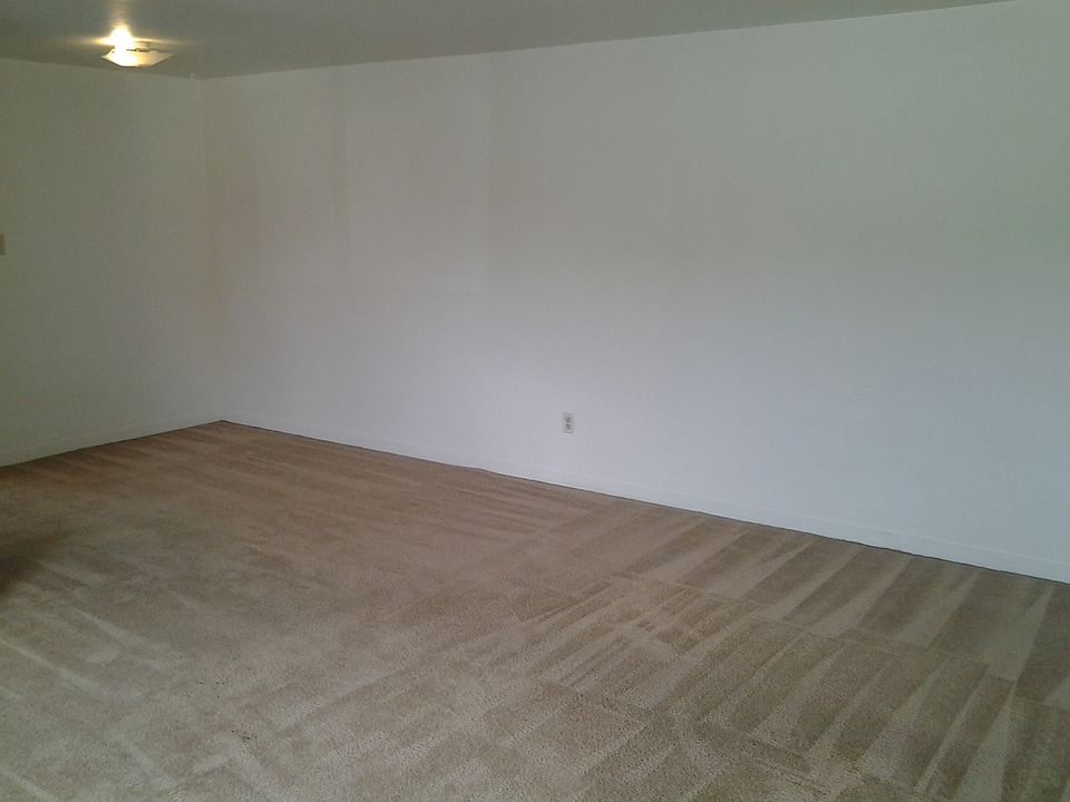 2nd image of 11670 Frankstown Rd APT 6