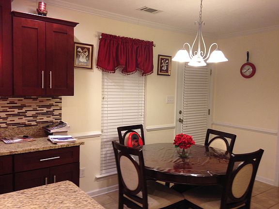 3rd image of 616 Ventana Dr