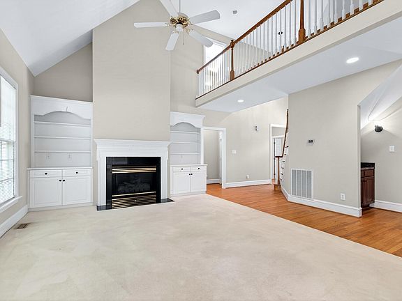 5th image of 913 Tanworth Dr