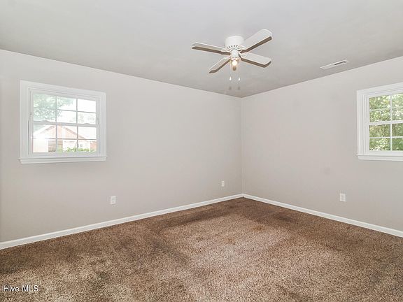 3rd image of 5014 Shaw Court