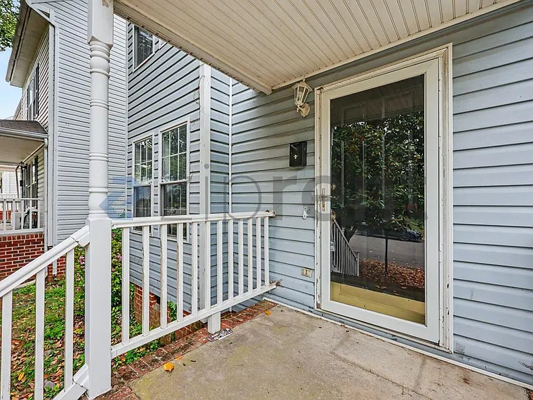 1912 Porter St — Photo 29